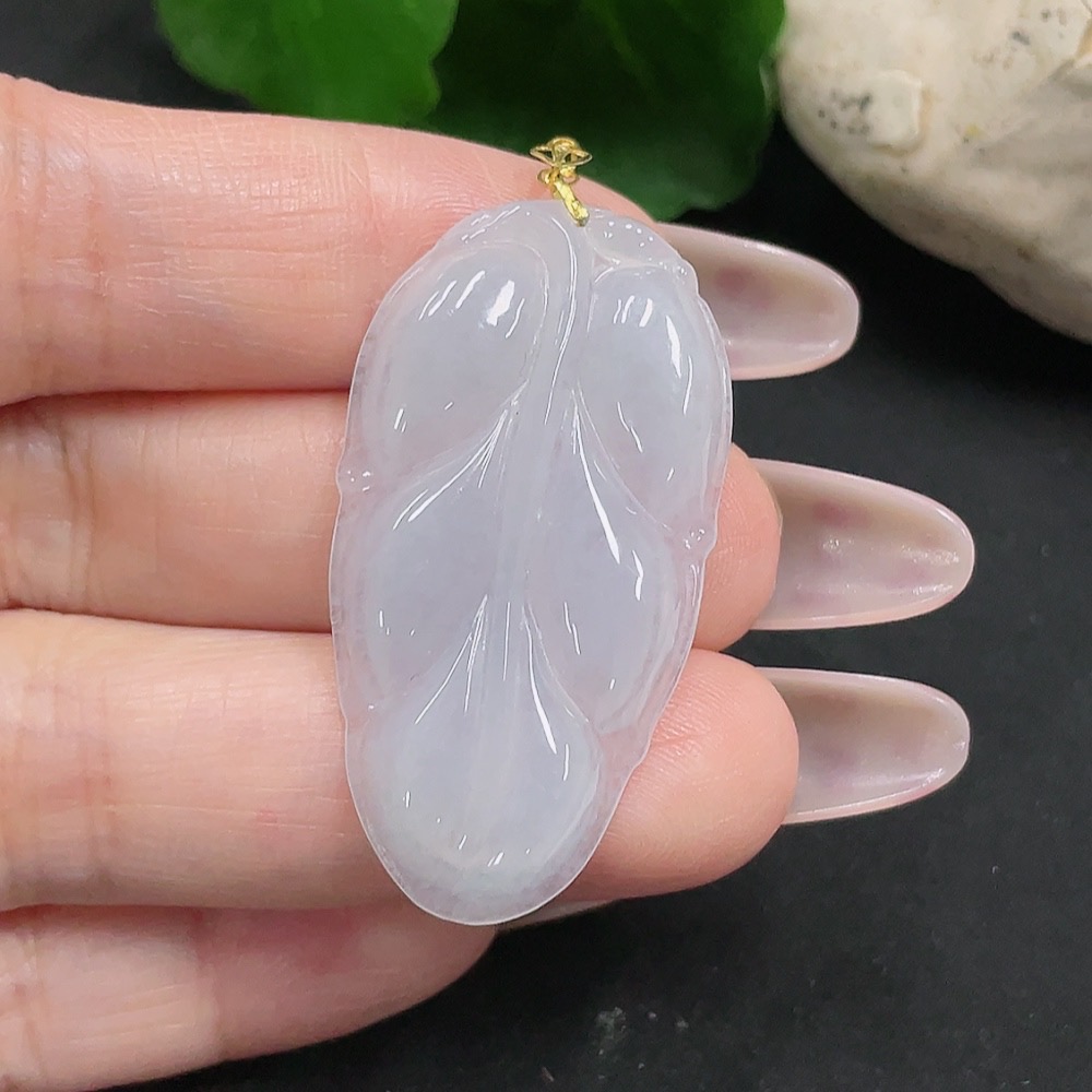 F34069129 Jadeite Leaf Pendant 18K Gold Total Weight Approx. 5.4g