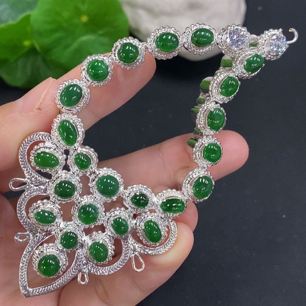 F32775956 Jadeite Cabochon Sell as a Lot Non-Gold Setting