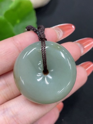 H34017694 Hetian Jade Pendant - Peace Buckle with Other Mineral Components, Beads Not Hetian Jade, Total Weight (Including Rope) Approx. 27.2g