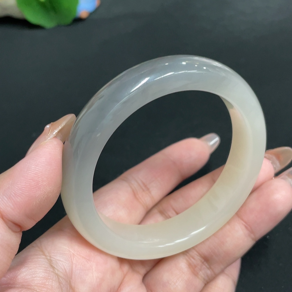 H32700395 Hetian Jade Round Bracelet Size 56.8 Total Weight Approx. 61.6g