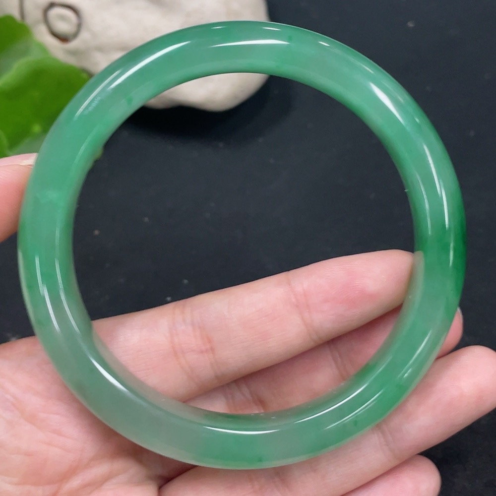 H31616356 African Emerald (Dulong Jade)