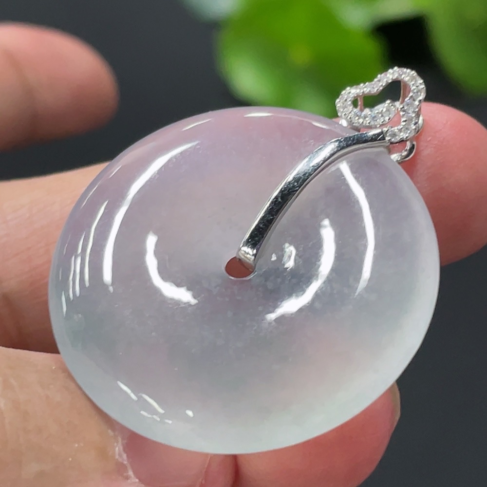 F30493047 Jadeite Peace Pendant with 18K Gold and Diamond Accents, Total Weight Approx. 10.1g