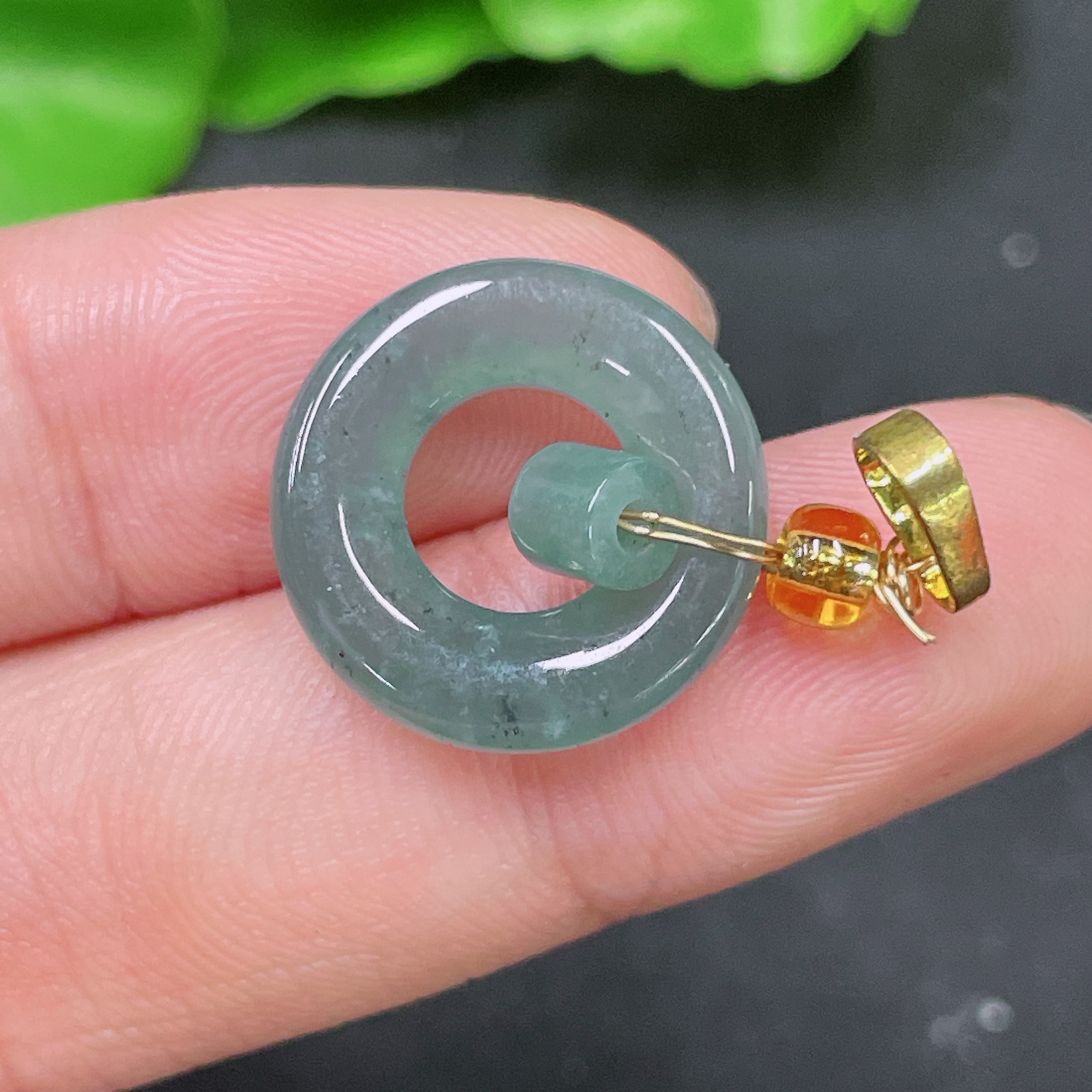 F34957761 Jadeite Mother-and-Child Button Pendant Non-Gold Button Total Weight Approx. 1.87g