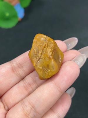 H41945978 老挝石挂件  货品总重约22.5g