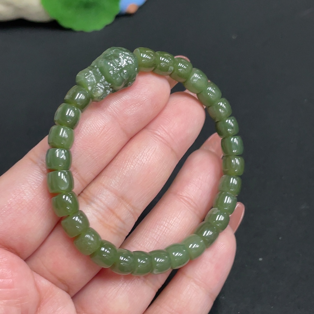 H35101472 Hetian Jade Bracelet, Approx. 6.8 mm, Total Weight Approx. 18.4g
