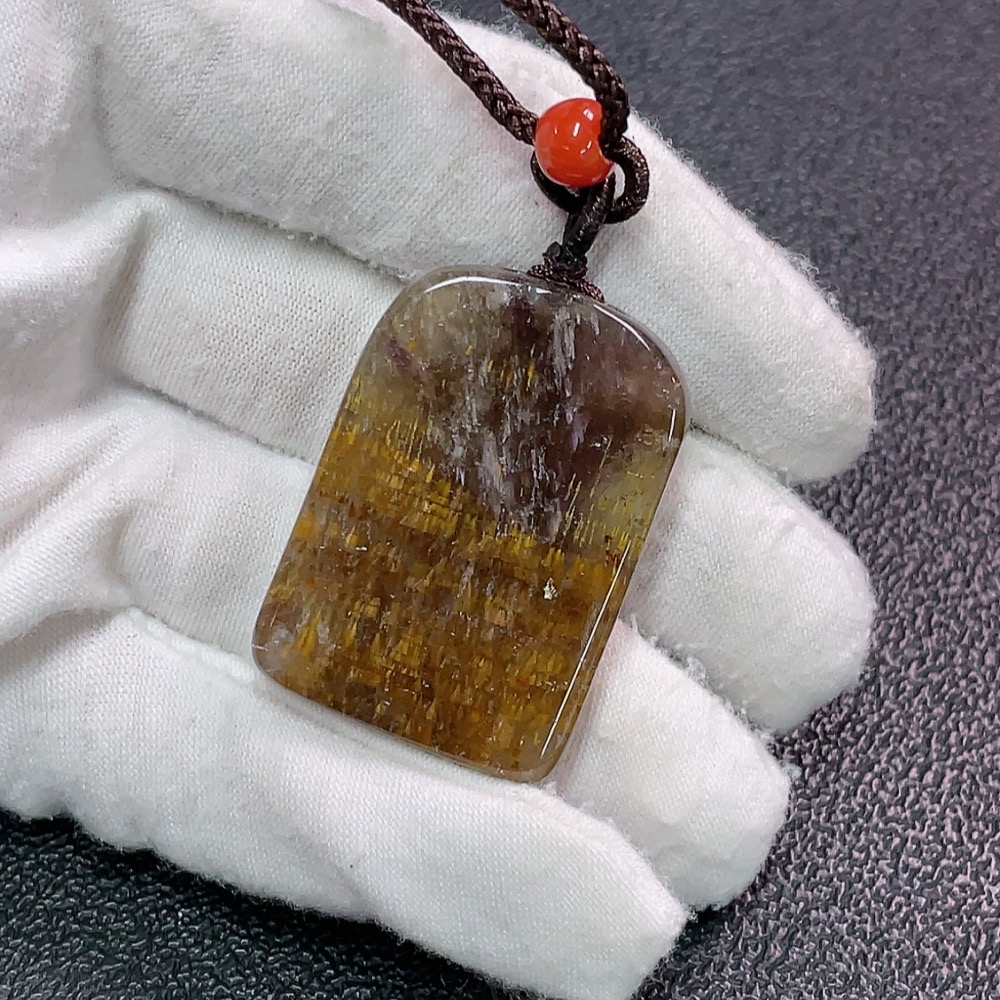 C33923375 Crystal Pendant Non-Gold Total Weight Approx. 23.77g with String