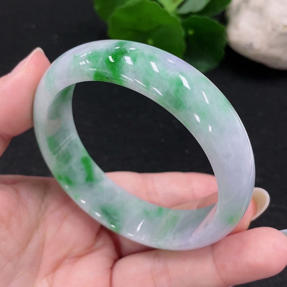 F33872969 Jadeite Round Bangle Size 56.7 Total Weight Approx. 60.8g (with Other Mineral Components) (Cracked)