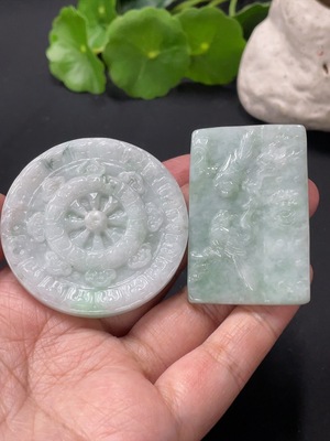 F31610077 JadeitePendant