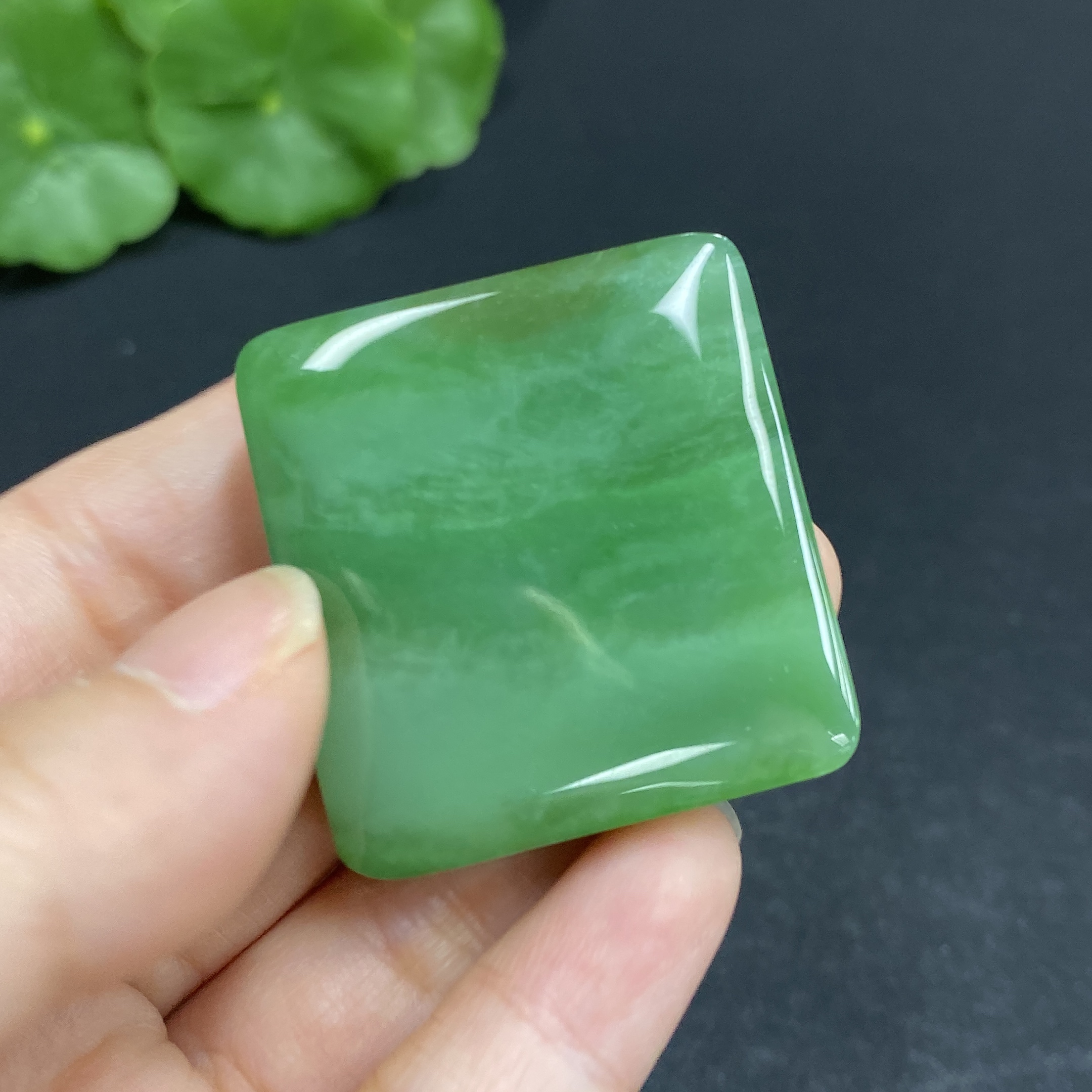H31667906 Hetian Jade Inlaid Plain Pendant Total Weight Approx. 34.9g