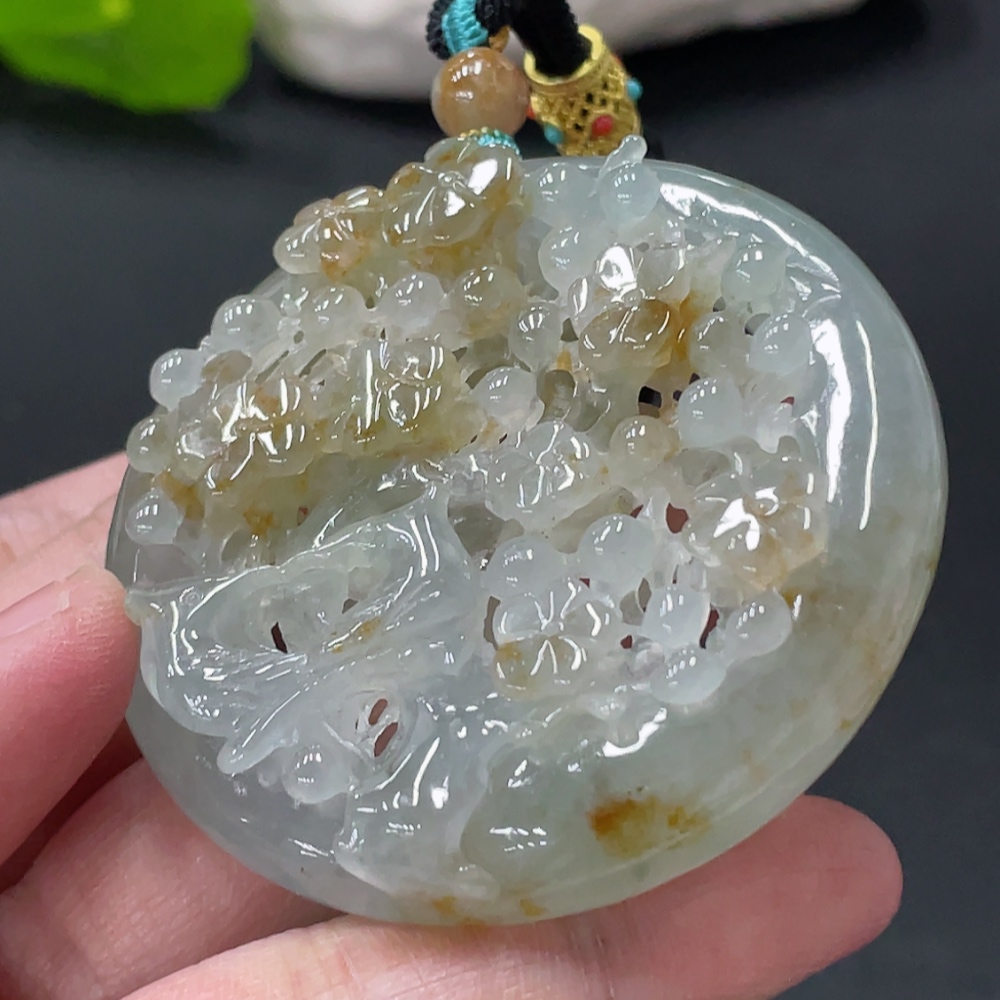 F33945734 Jade/lucky double happiness pendant