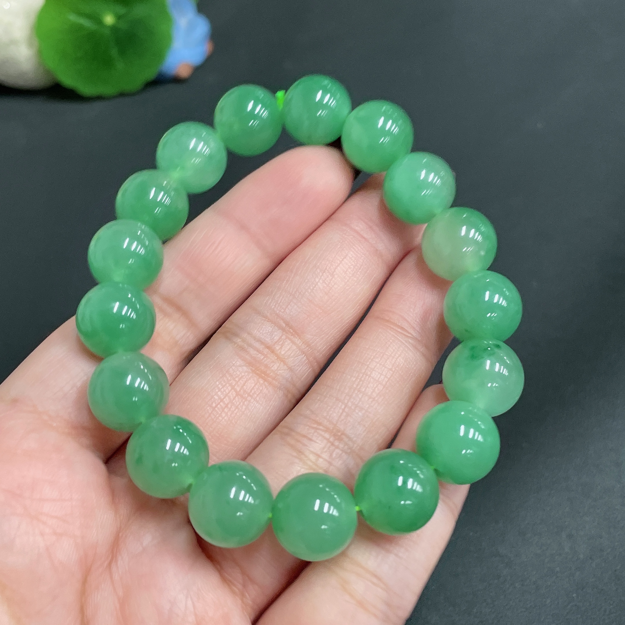 H24722413 Dulong Jade Bead Bracelet approx. 11.7mm total weight approx. 41.1g