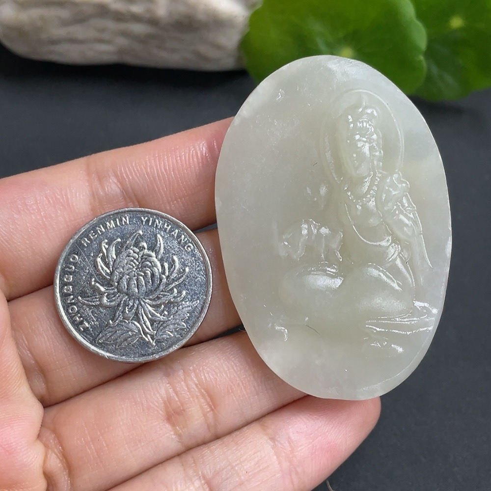 H15639958 Hetian Jade Guanyin Pendant, Total Weight Approx. 25.76g