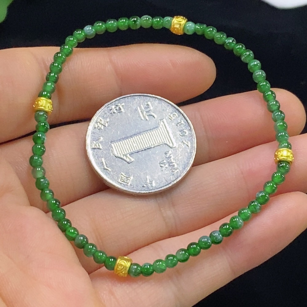 F32789631 Jadeite bracelet, approx. 2.8mm, total weight approx. 3.5g, non-gold