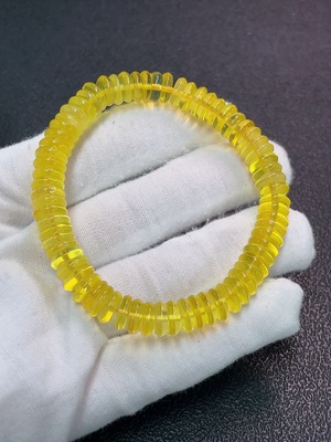 C32786262 Amber Beeswax Bracelet, Total Weight Approx. 8.94g, Size About 8.3mm