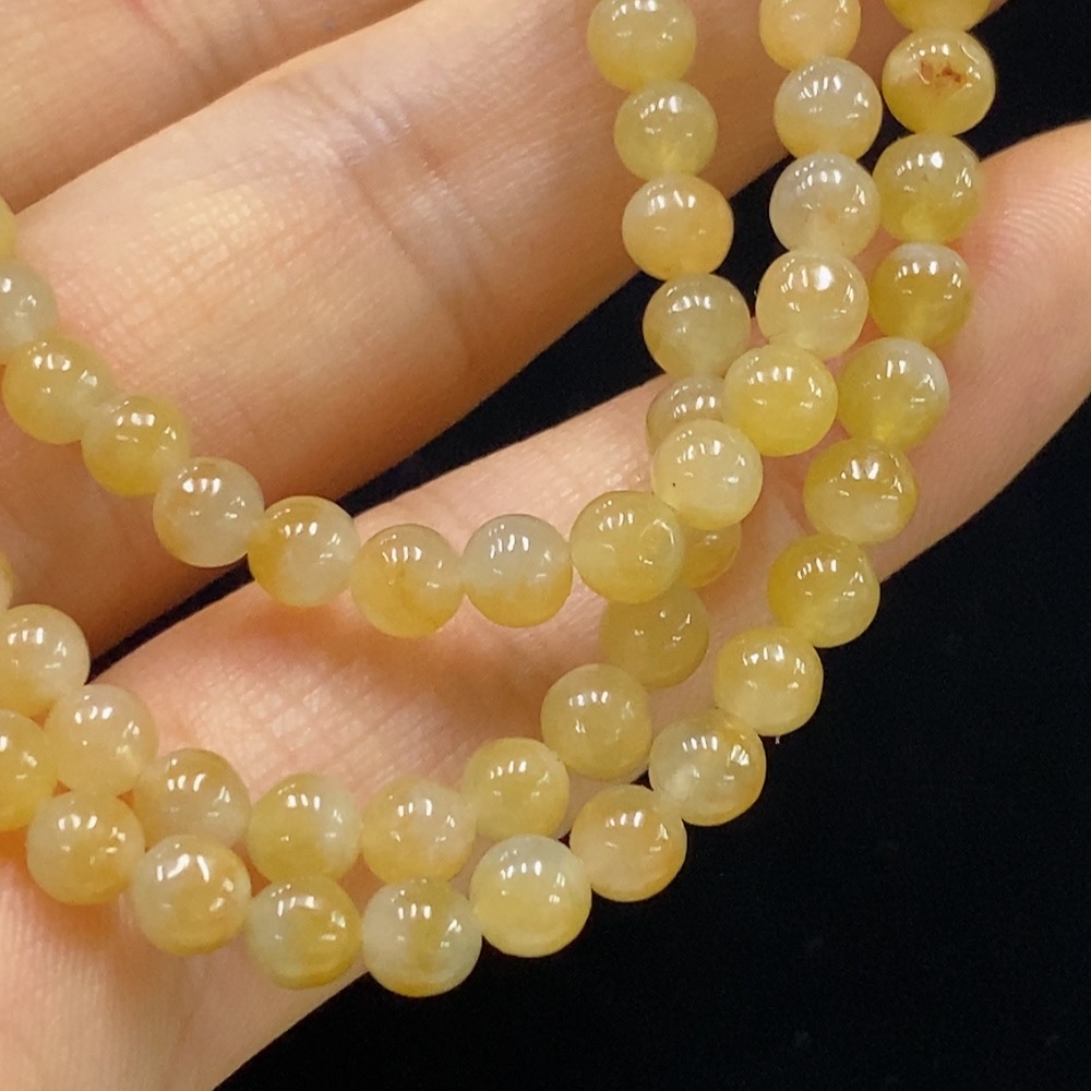 F34024091 Jadeite Bead Necklace Approx. 4.2mm Total Weight Approx. 22.95g Yellow Part Color Origin Undetermined Non-Gold