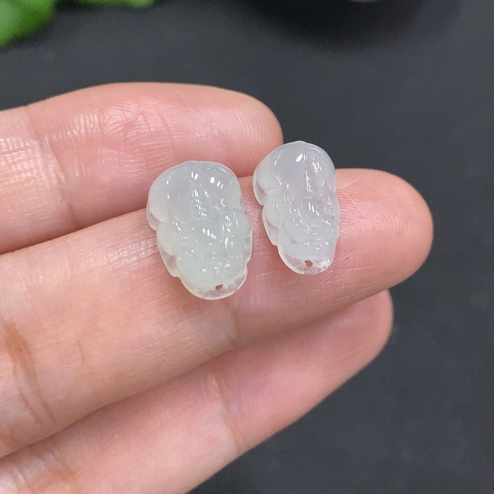 F35126067 Jadeite Pi Xiu Pendant Sell as a Lot