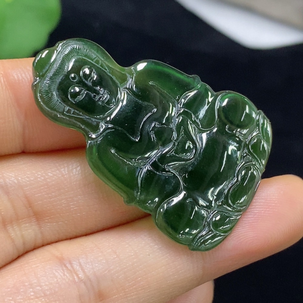 F32803728 Jadeite Guanyin Inlay Piece Total Weight Approximately 4g