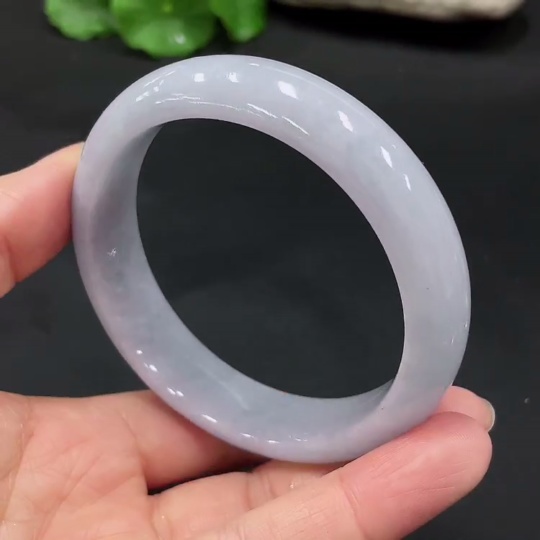 F25928370 Jadeite Regular Bangle, Inner Diameter 59.1, Total Weight Approx. 65g