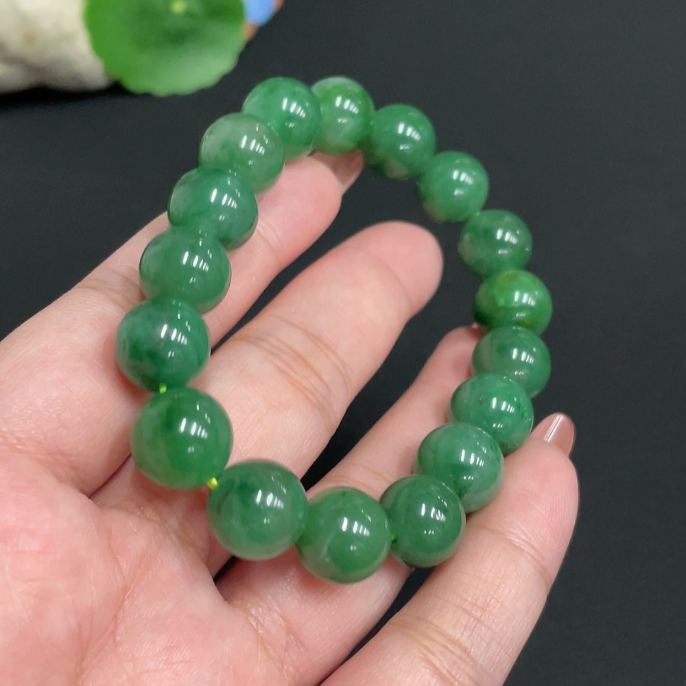 H34073849 African Emerald (Dulong Jade)