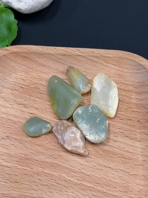 H29324596 Hetian Jade, undetermined skin color origin, total weight approx. 34.2g