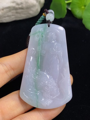 F46516784 翡翠挂件     观音     货品总重约43.5g