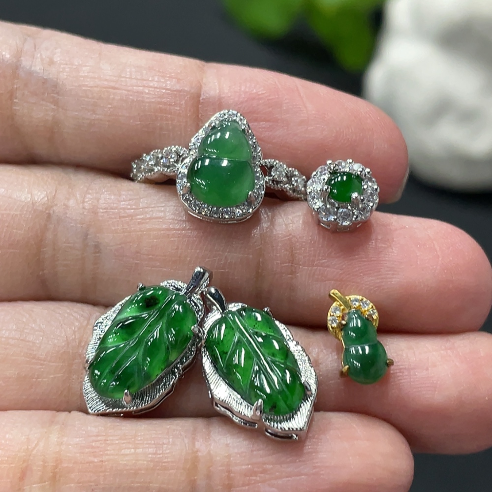 F34071204 Jadeite Inlaid Pendant Ring Earrings Sell as a Lot Non-Gold