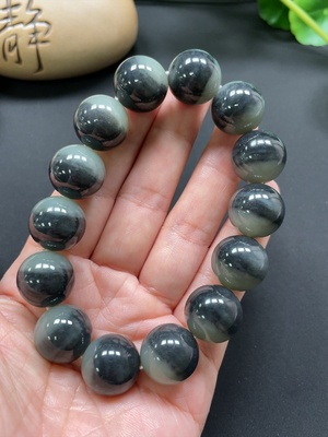 H43183499 和田玉手串 卡16mm 总重约90.14g