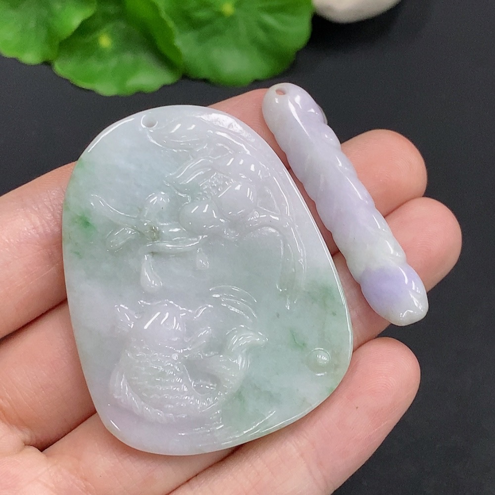 F29419363 JadeitePendant