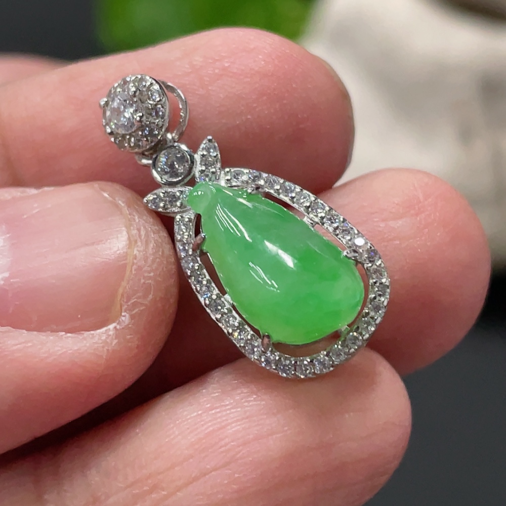 F35080164 Jadeite Inlaid Pendant Non-Gold Inlaid Total Weight Approx.1.69g