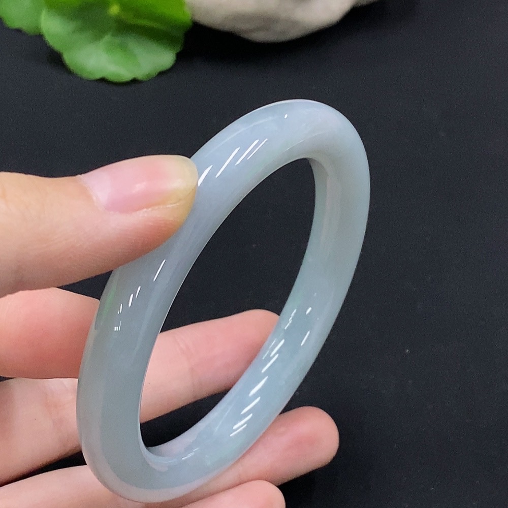 F33926890 Jadeite Round Bangle Size 56 Total Weight Approx. 51g