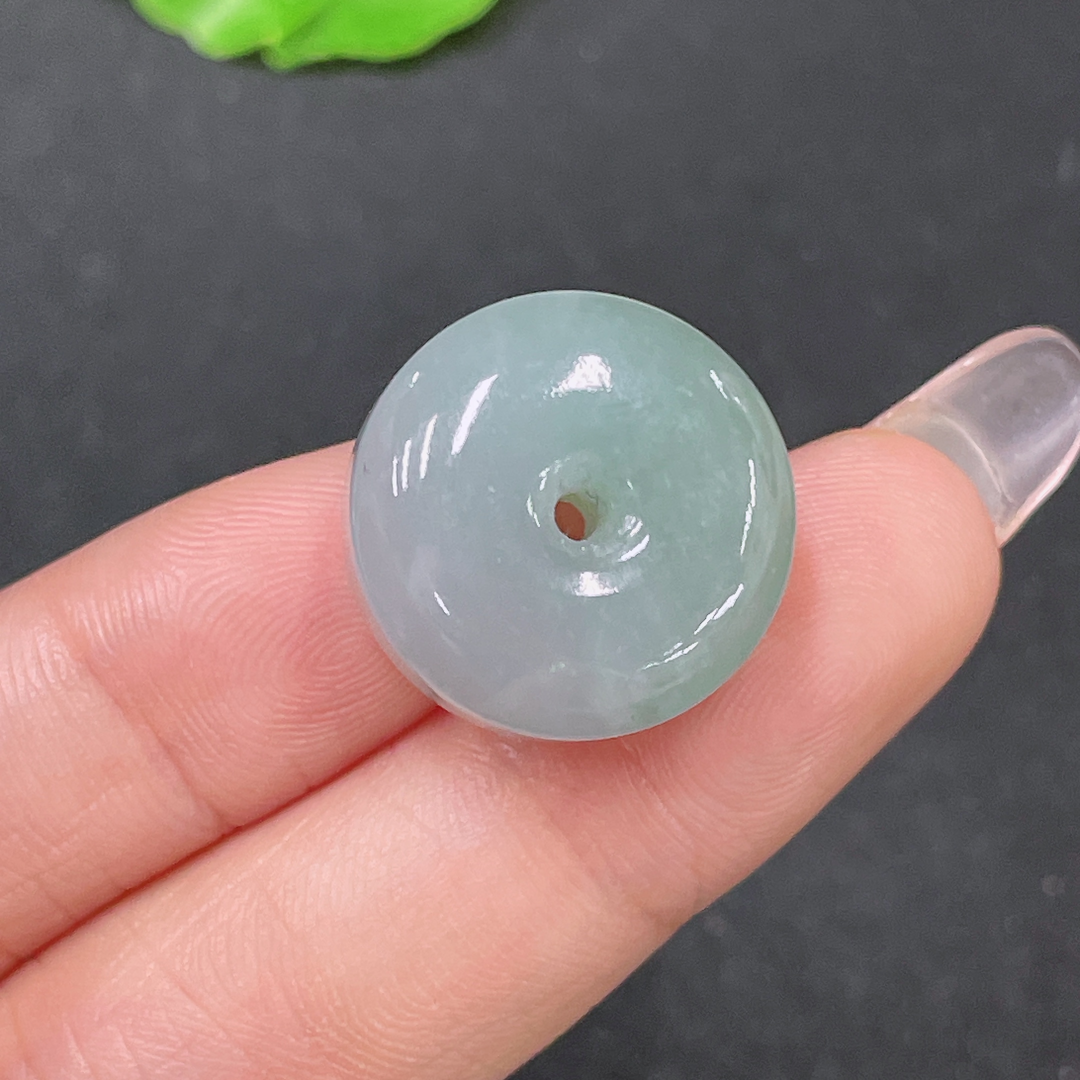 F34064130 Jadeite Pendant Total weight approx. 7.55g