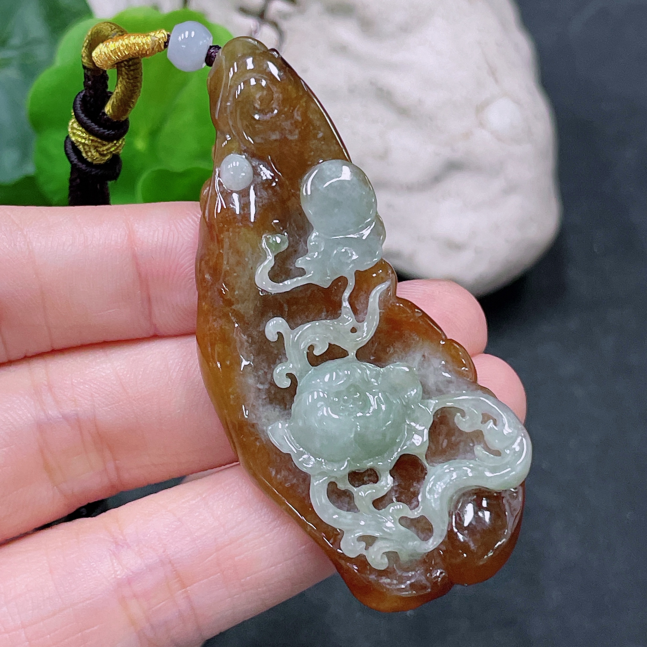 F33838640 Jadeite Pendant, color origin undetermined, total weight including string approx. 25.65g