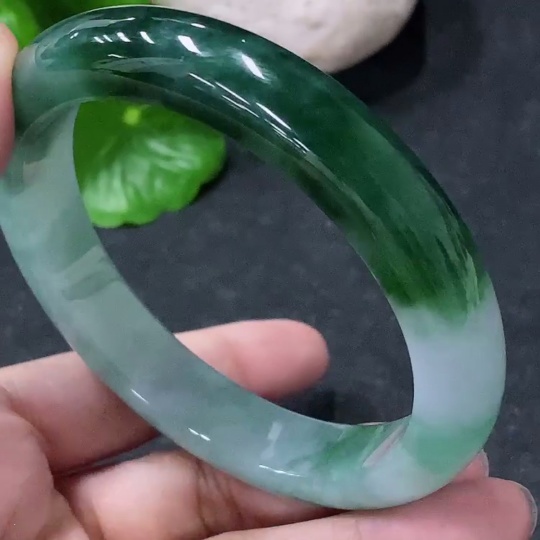 F34953976 Jadeite Round Bangle Size 59mm Total Weight Approx. 60g