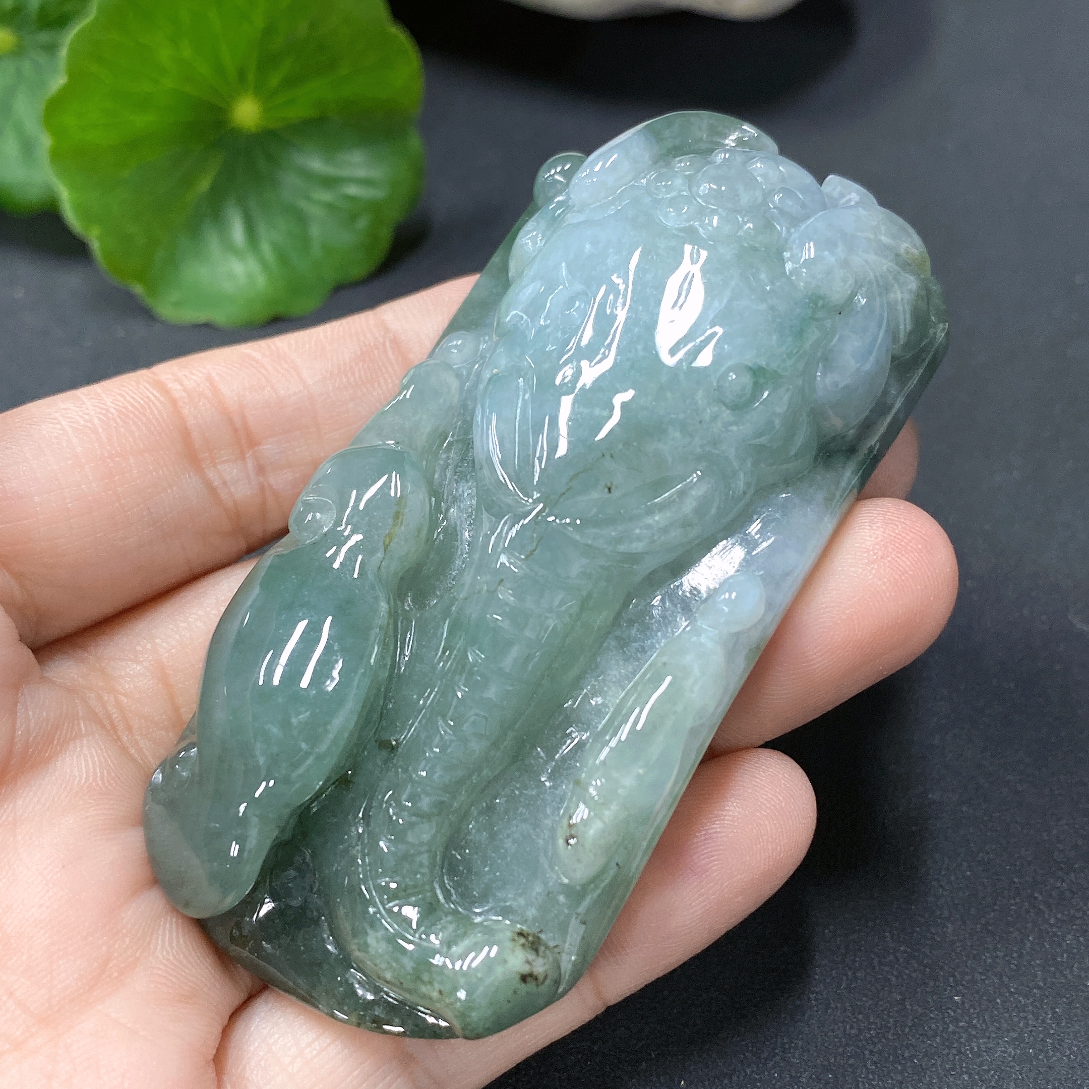 F11189781 JadeitePendant Elephant