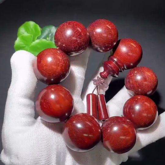 W31680558 Rosewood Bracelet, total weight approx. 146.5g, size approx. 29.5mm
