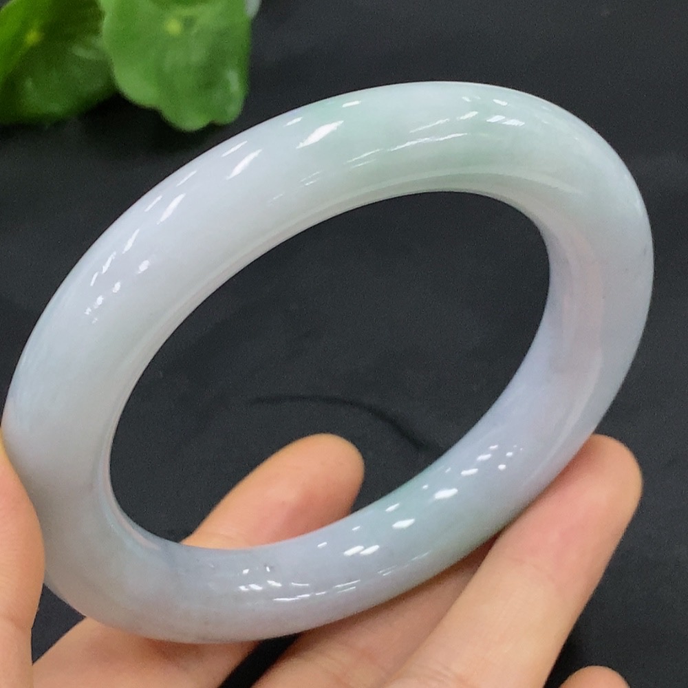 F22436934 Jadeite Round Bangle Size 57 Total Weight 79.390g