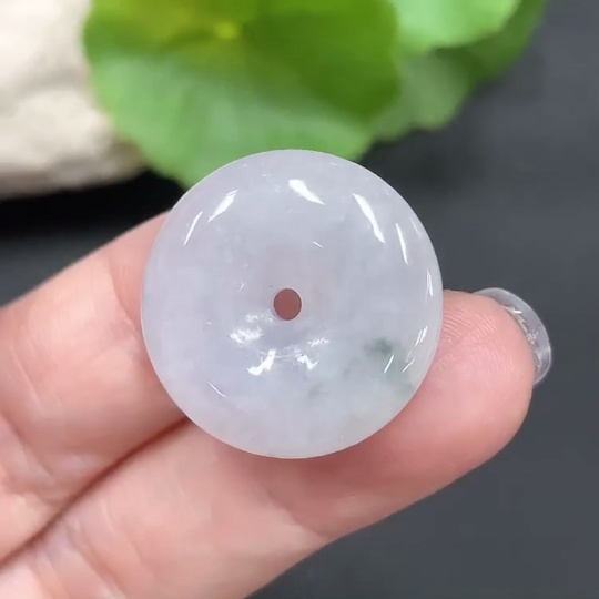 F15603190 JadeitePeace Pendant