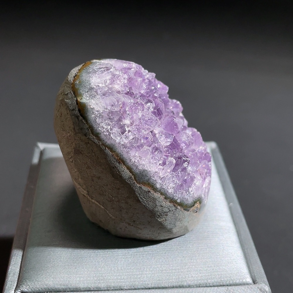 C26983537 Crystal Ornament, Total Weight Approx. 83.50g, Base Not Natural