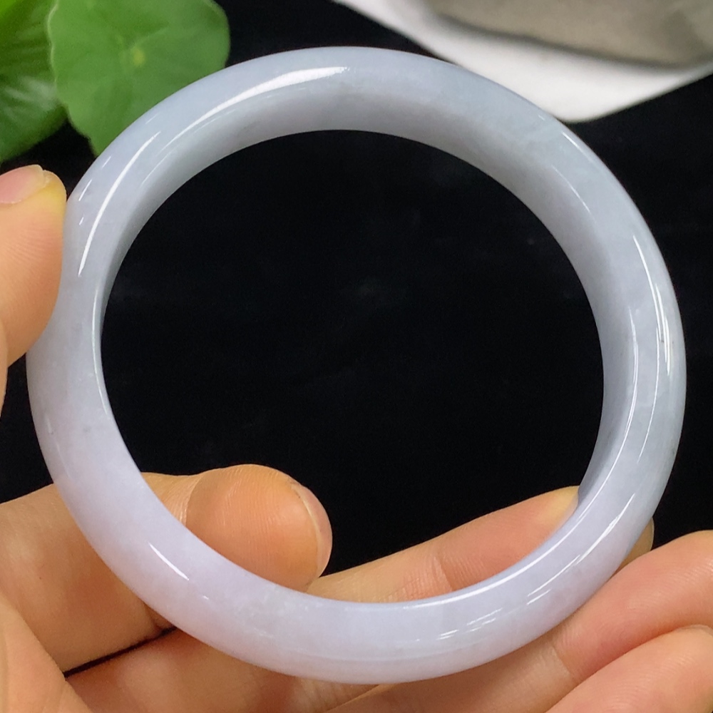 F34949167 Jadeite Round Bangle Total Weight about 52g Size 57.8