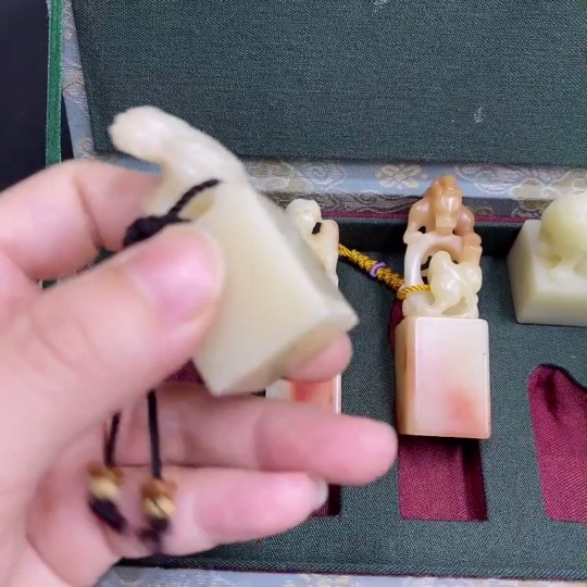 H33859726 Shoushan Stone Auspicious Beast Seal