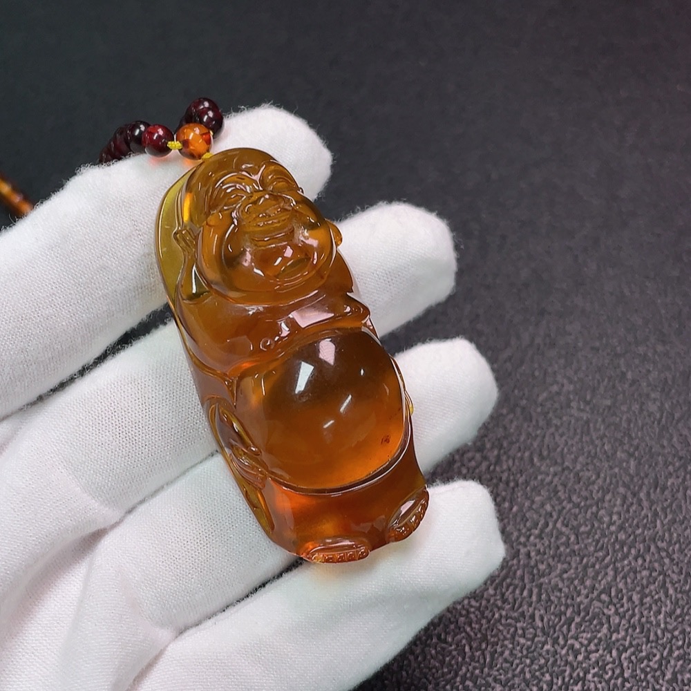 C34006693 Amber Beeswax Pendant Total Weight Approx. 24.52g with Chain