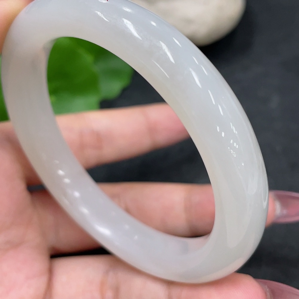 H33840739 Hetian Jade Round Bracelet Size 55.7 Total Weight Approx. 49.5g