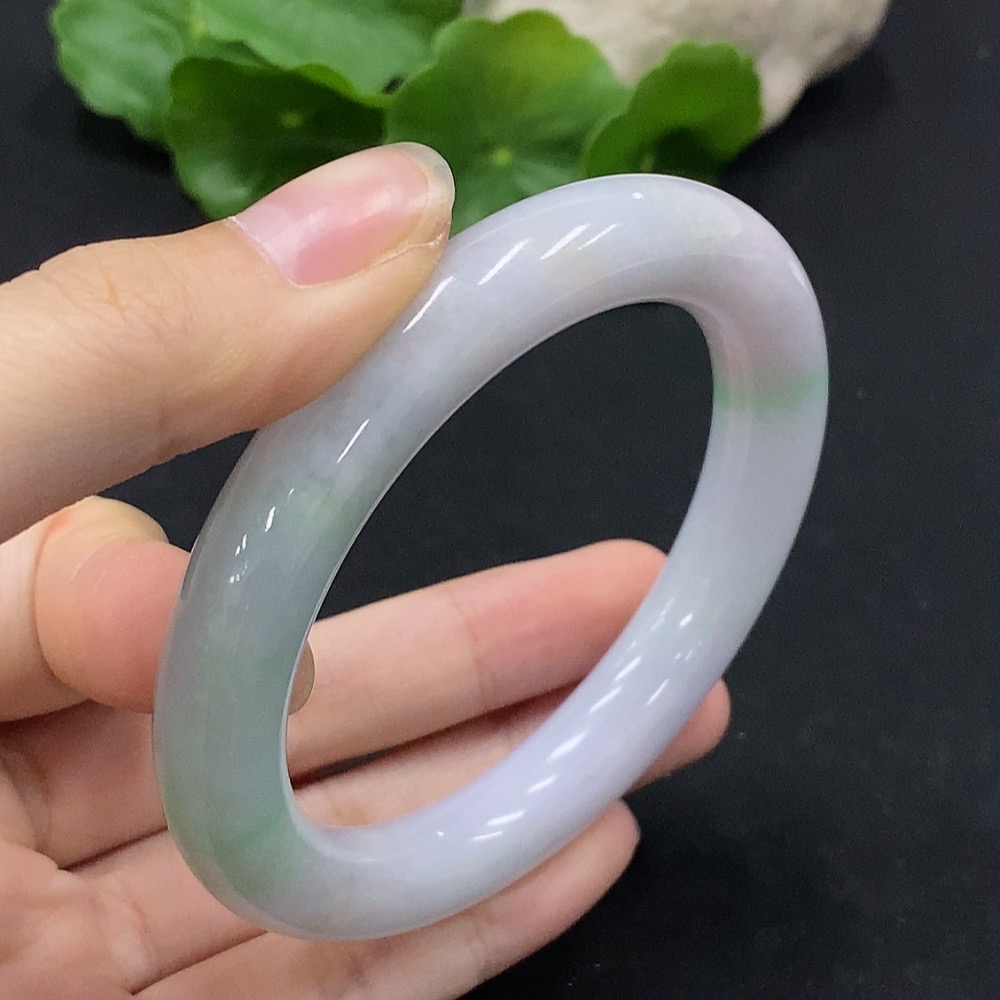F35132922 Jadeite Round Bangle Total Weight Approx. 66g Size 57
