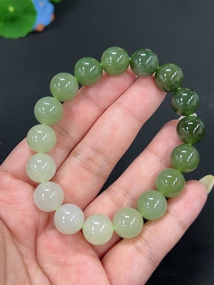 H41947144 和田玉手串 卡11.8mm左右 货品总重约45.8g
