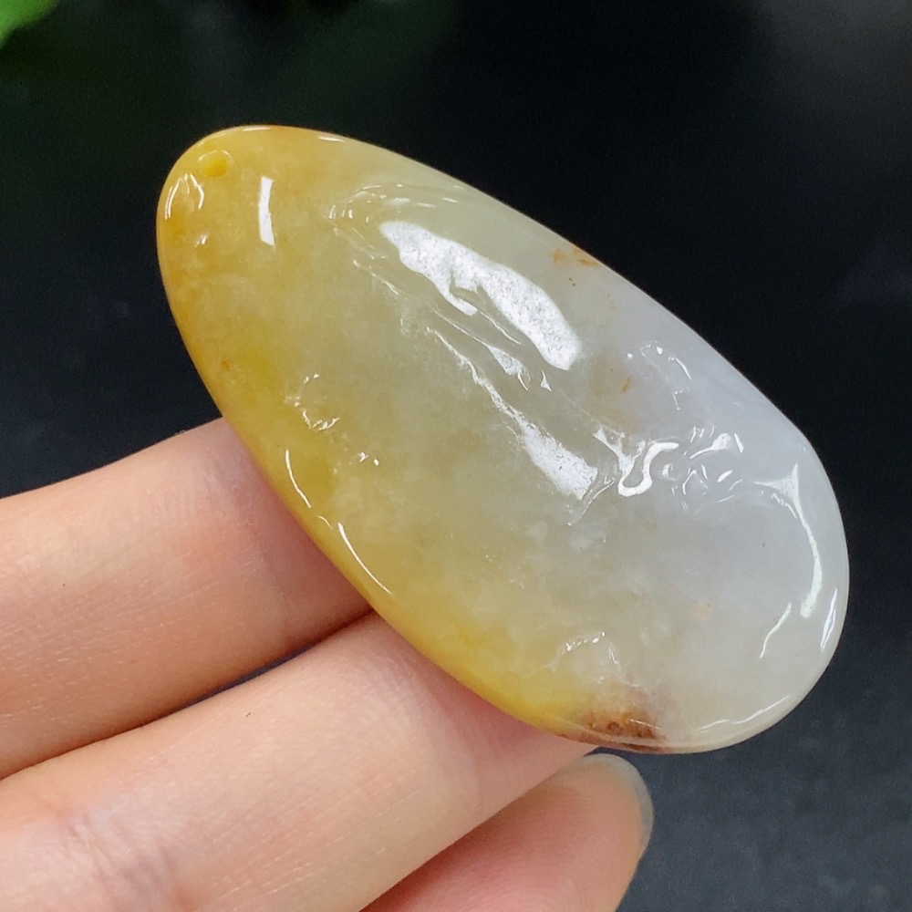F27066055 Jadeite Pendant Total Weight Approx. 15.99g Yellow Color Origin Undetermined