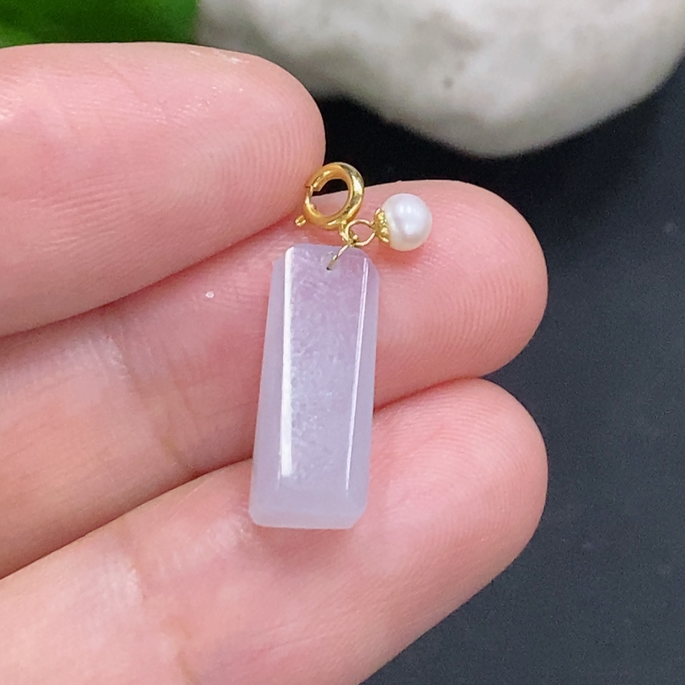 F34001204 Jadeite Plain Pendant with 18K Gold Clasp, Total Weight Approx. 1g