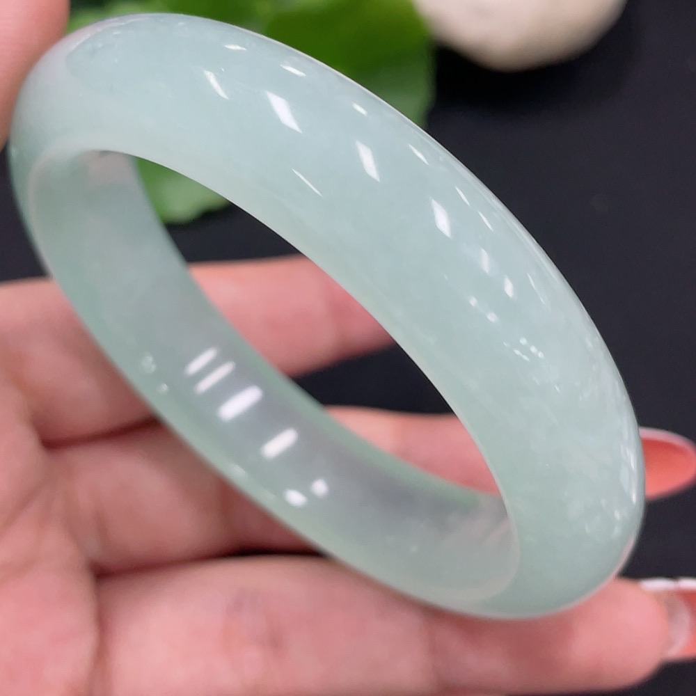 H34026470 Xiuyu (Serpentine Jade) Round Bracelet Size 55.4 Total Weight approx. 54.2g