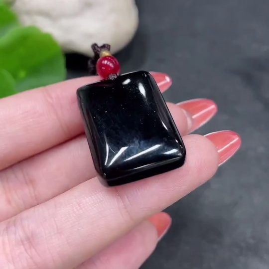 H34980216 Hetian Jade Pendant, Plain Pendant, Color Origin Undetermined, Total Weight (including rope) Approx. 13.3g