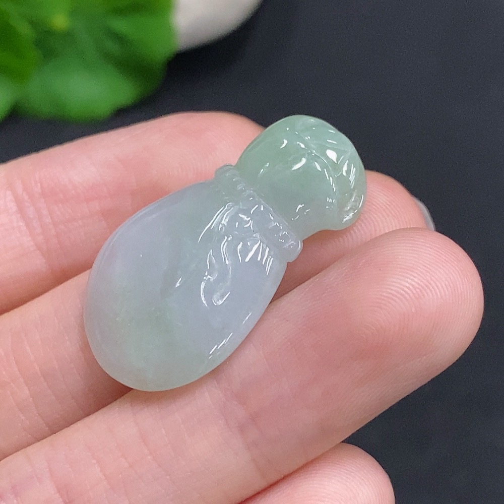 F33907607 Jadeite Money Bag Pendant, Total Weight Approx. 5.6g