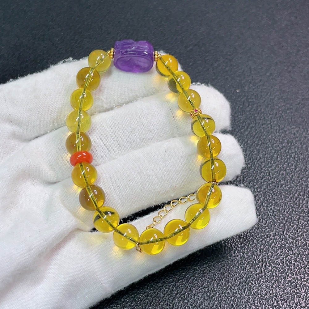 C33923145 Amber Beeswax Bracelet with Crystal + Red Agate, Non-Gold, Total Weight Approx. 8.89g, Size About 7.7mm